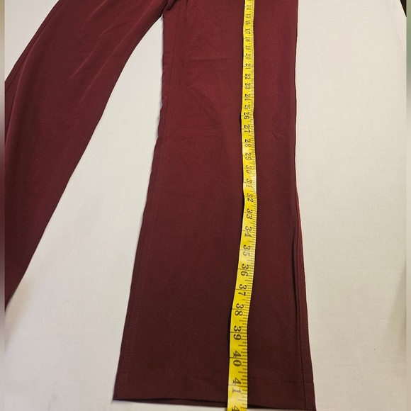 Figs- Scrubs Pants Men' S Burgundy with Elastic Waistband and Relaxed Fit - Picture 7 of 8